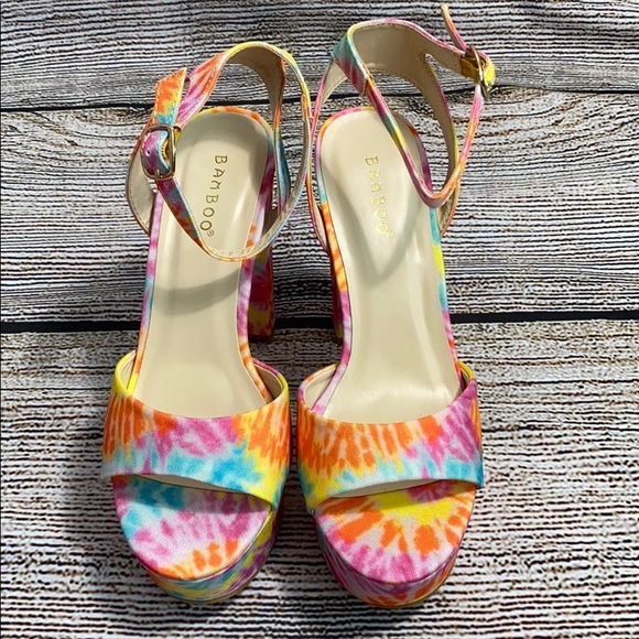 BAMBOO Shoes - Women’s Bamboo Tie Die Pumps